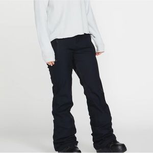 Volcom size small snow species pants. Excellent condition